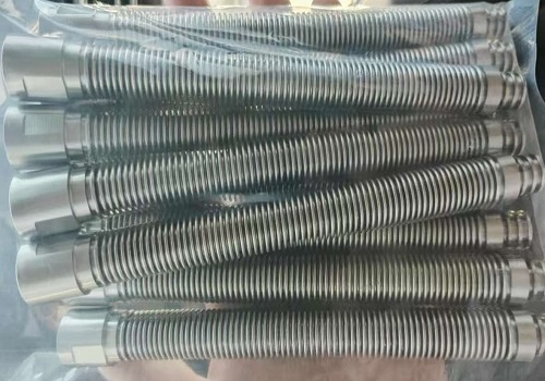 液冷系統(tǒng)專(zhuān)用金屬軟管